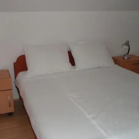 Apartment Luna Molunat