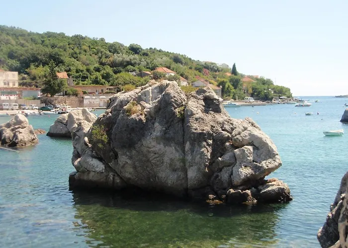 Luna Appartamento Molunat