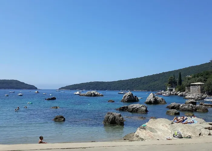 Luna Appartamento Molunat